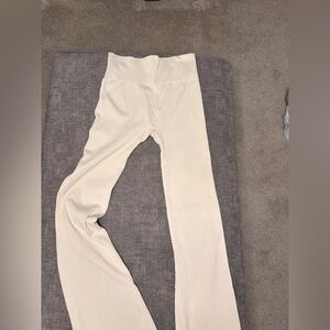 Cream Ribbed High Waisted Leggings | Soft Lounge Yoga | Size M